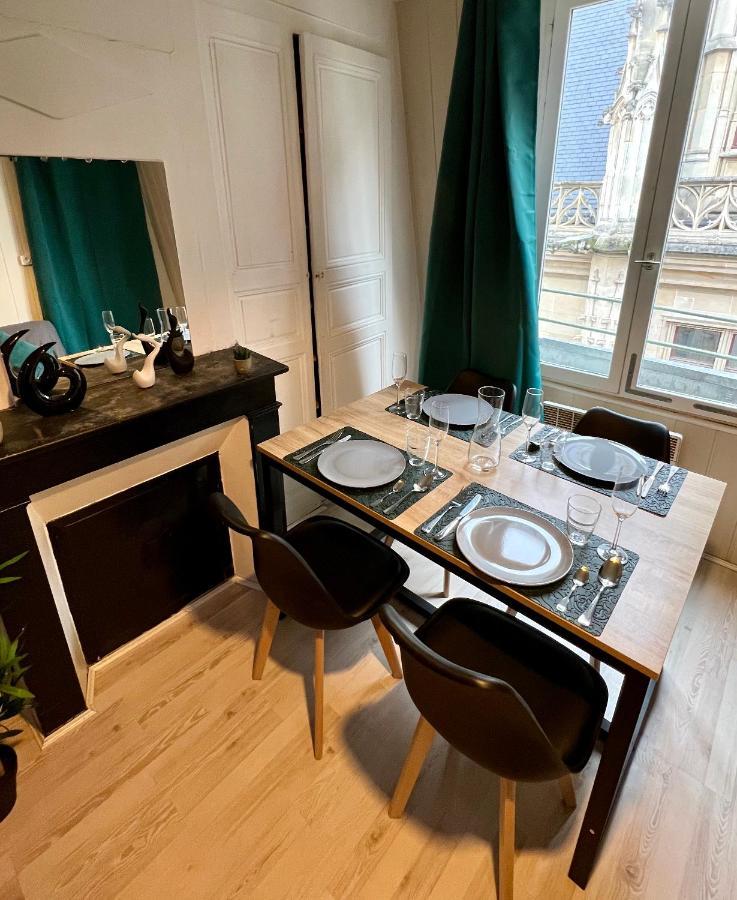 Studio Au Coeur De Rouen, 4 Personnes, Calme & Elegant Dış mekan fotoğraf